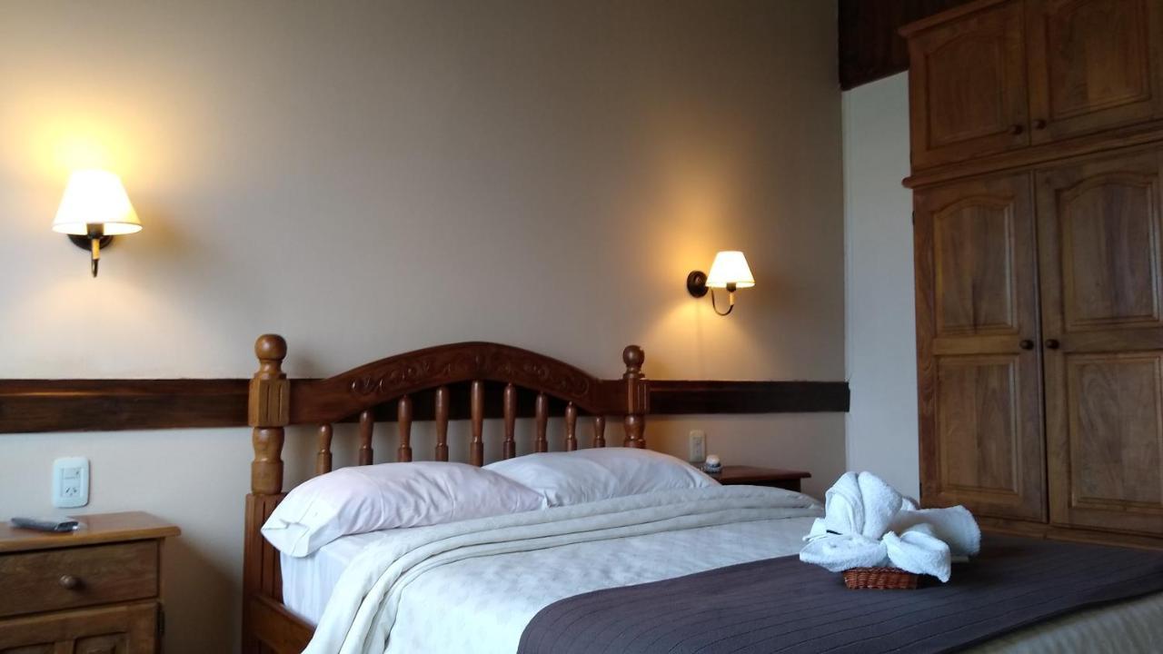Altos De Soberana Hotel El Calafate Kültér fotó